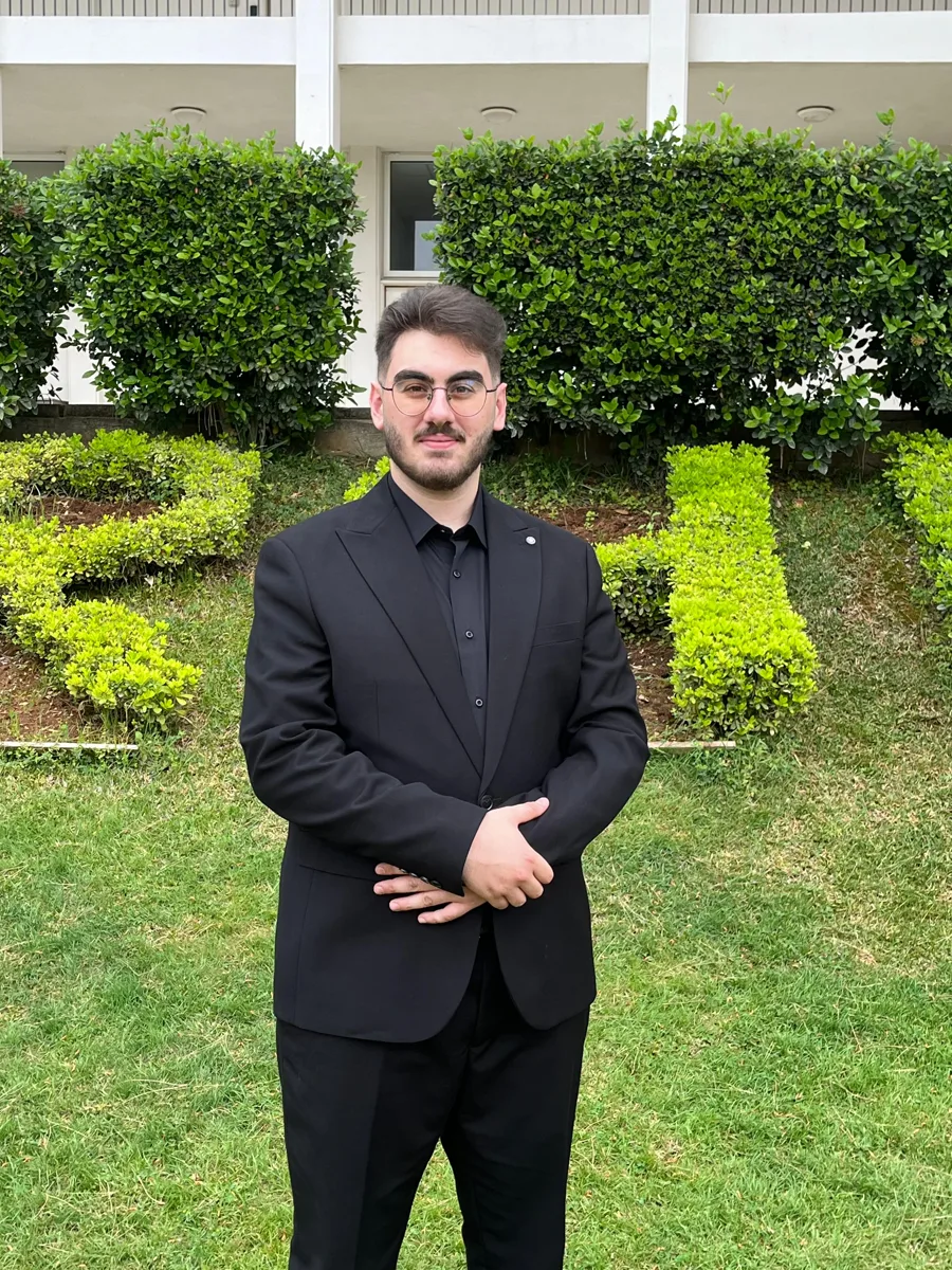 Nour El Hariri